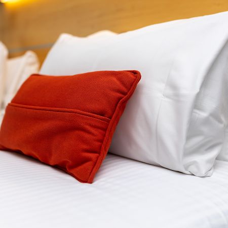 Holiday Inn Express & Suites Ghent By Ihg Esterno foto