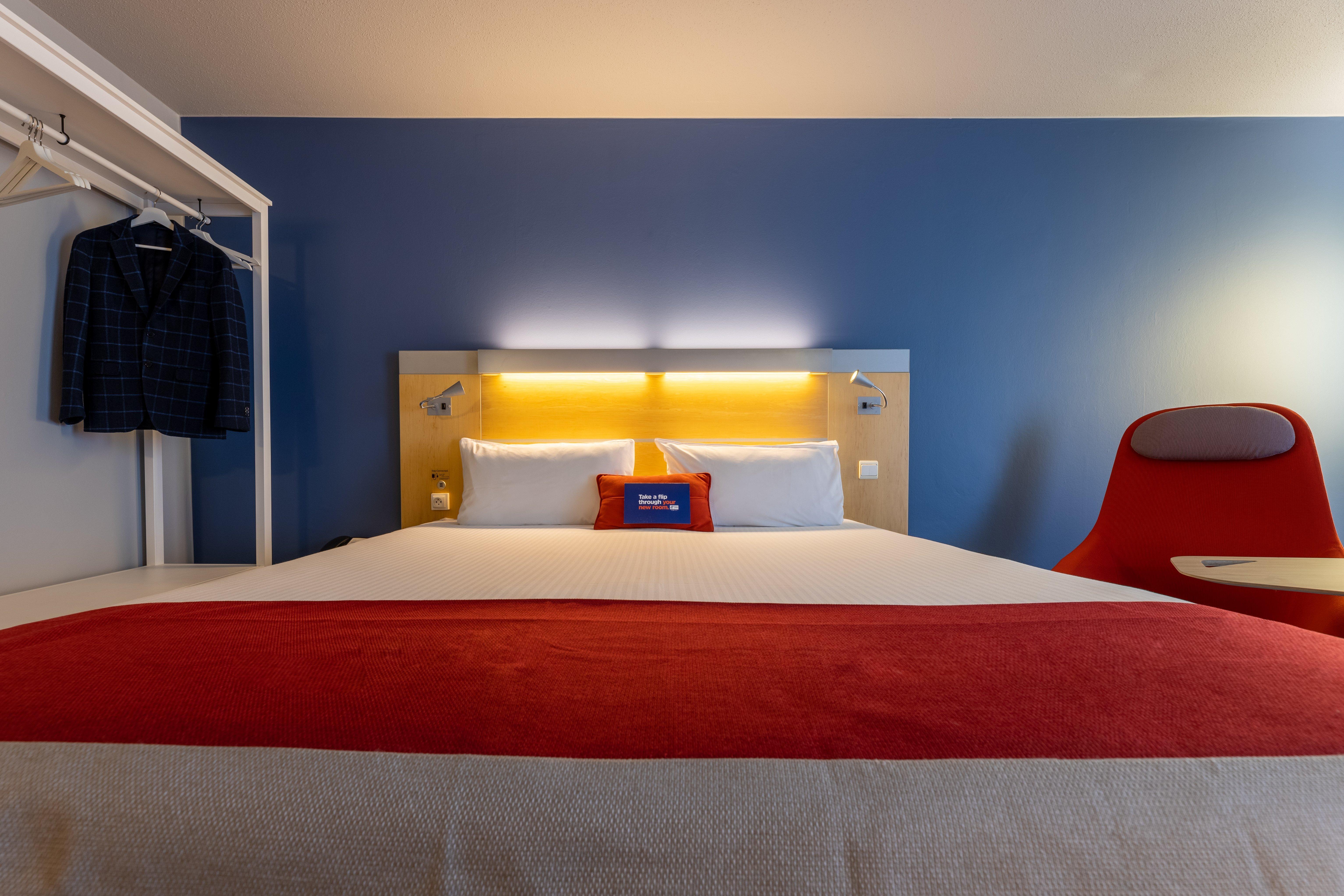 Holiday Inn Express & Suites Ghent By Ihg Esterno foto