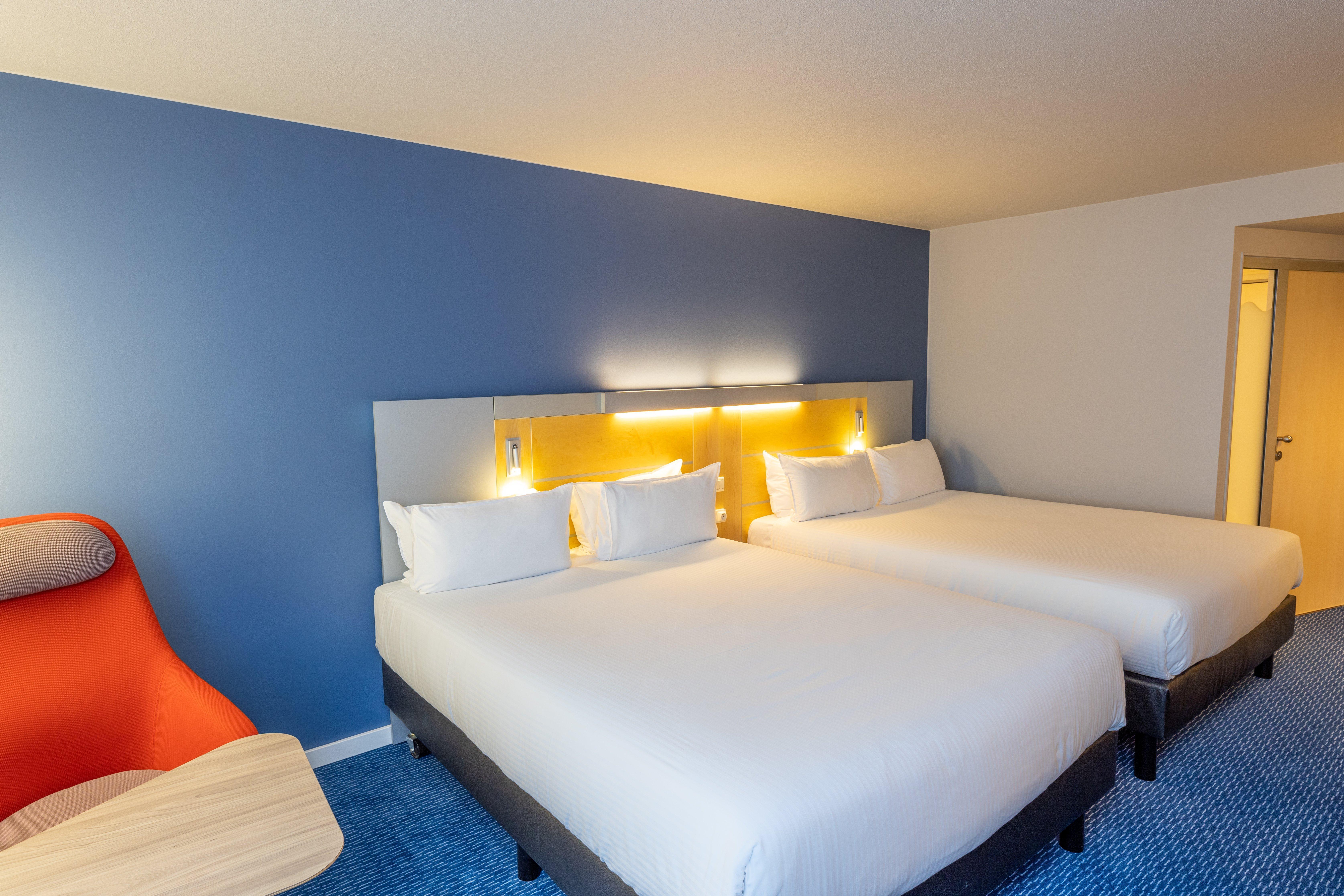 Holiday Inn Express & Suites Ghent By Ihg Esterno foto