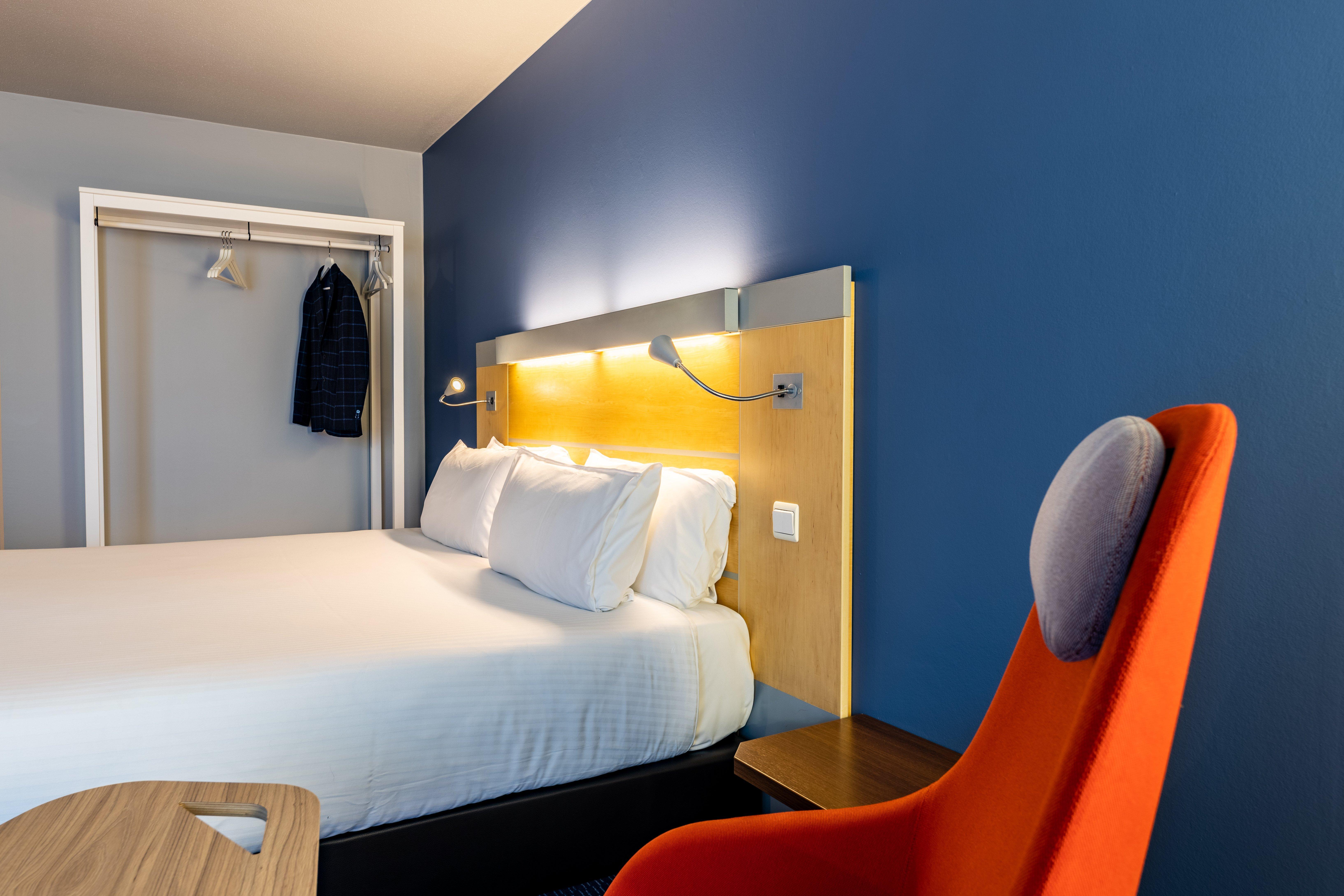 Holiday Inn Express & Suites Ghent By Ihg Esterno foto