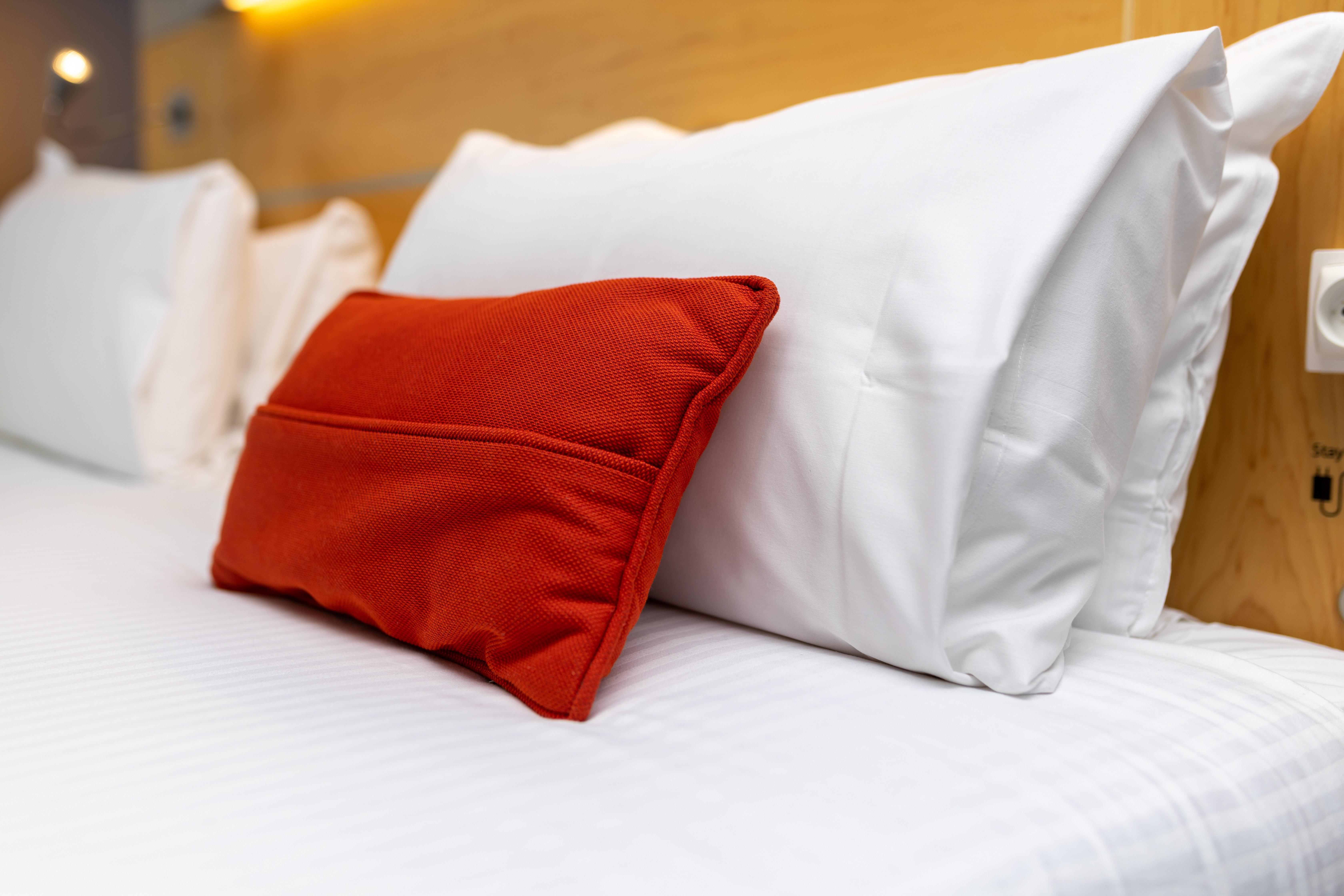 Holiday Inn Express & Suites Ghent By Ihg Esterno foto