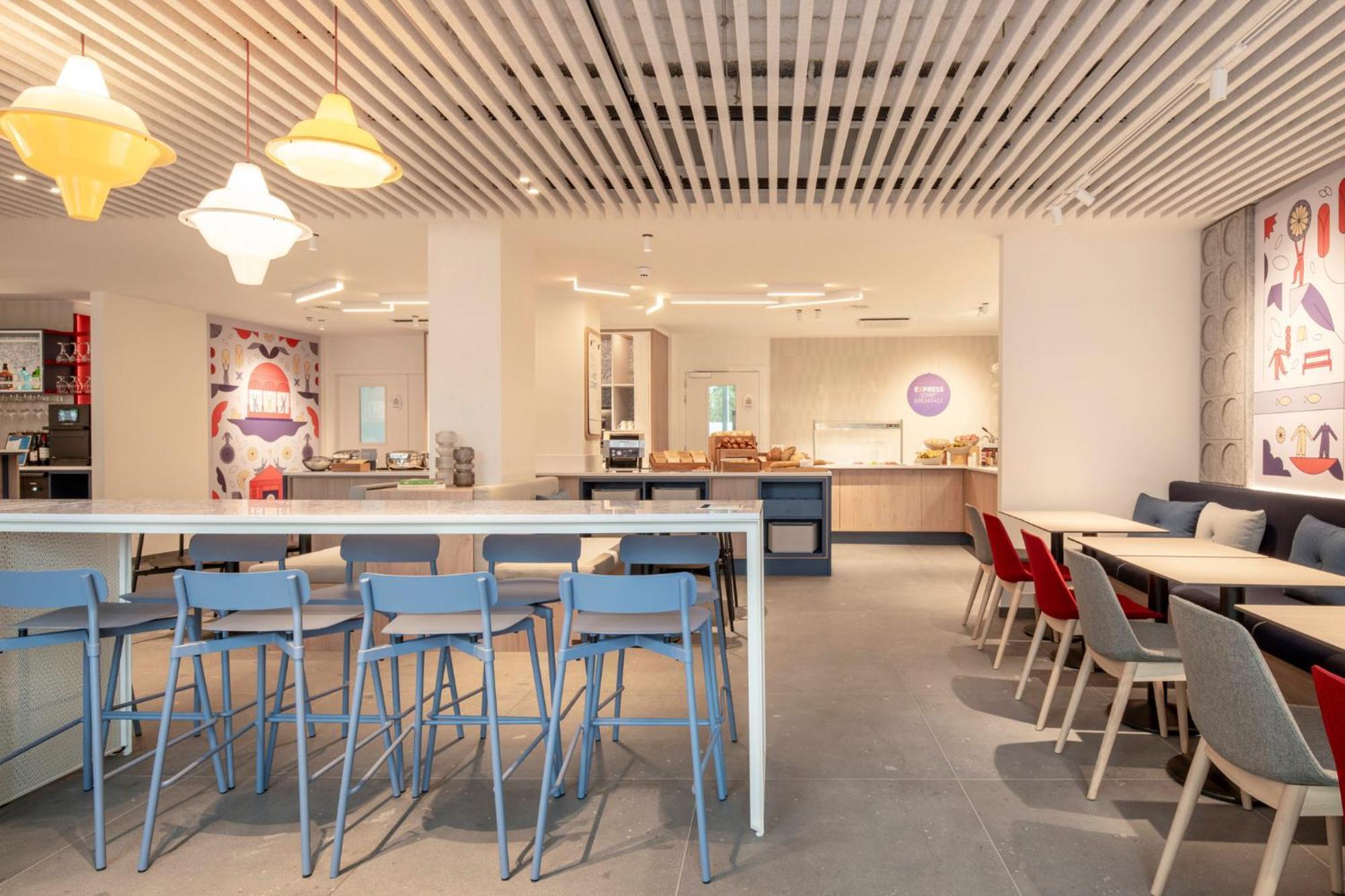 Holiday Inn Express & Suites Ghent By Ihg Esterno foto