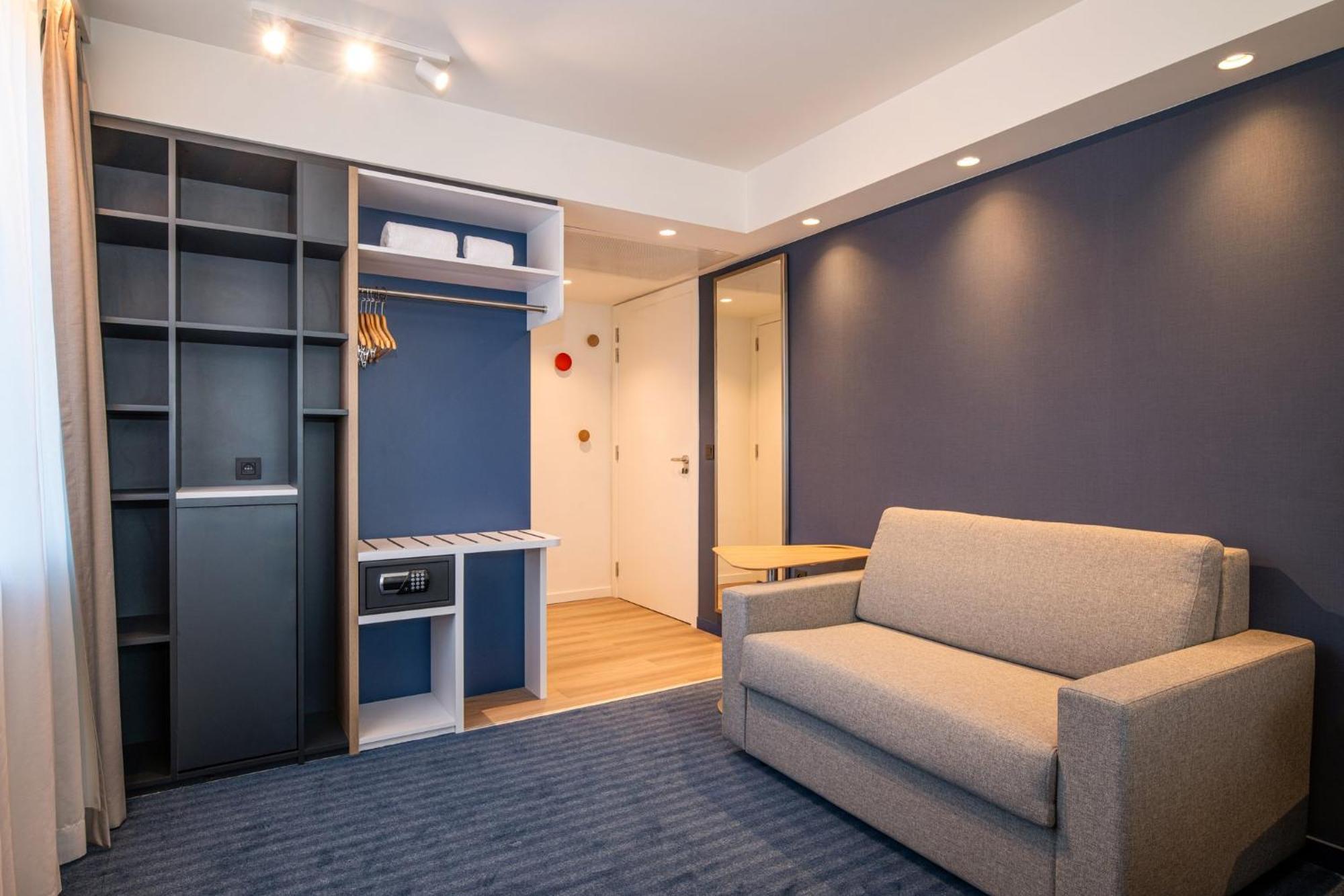 Holiday Inn Express & Suites Ghent By Ihg Esterno foto