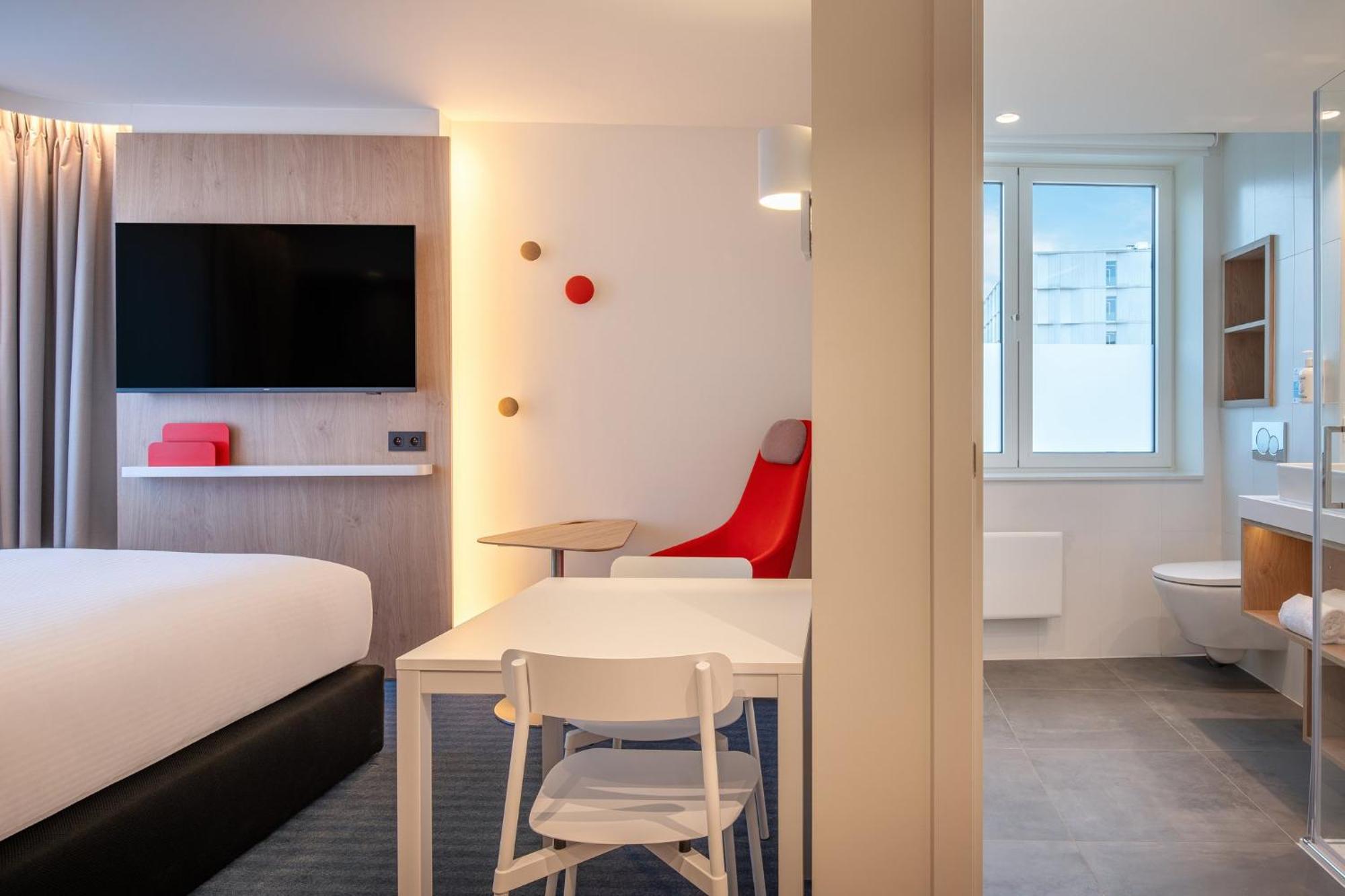 Holiday Inn Express & Suites Ghent By Ihg Esterno foto