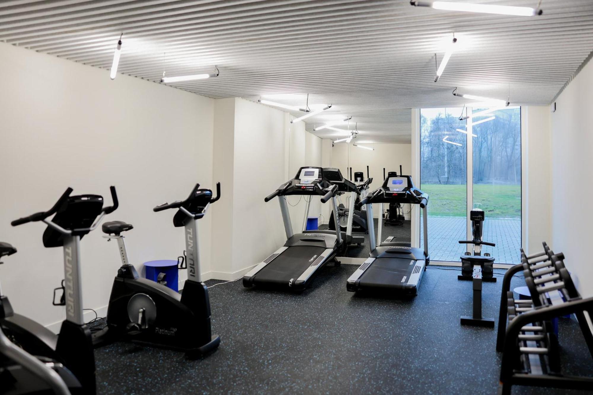 Holiday Inn Express & Suites Ghent By Ihg Esterno foto